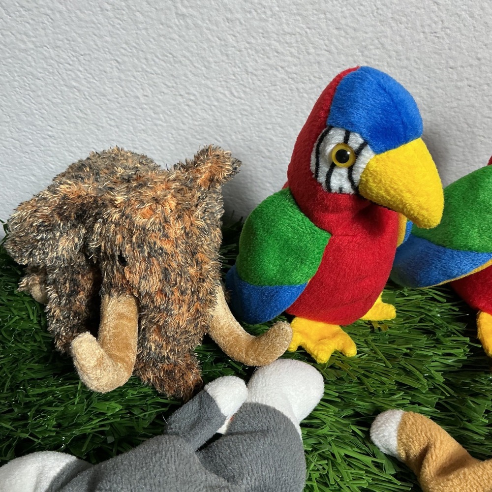 Ty Beanie Babies Plush Lot Unisex 8pc Vintage Animals Parrot Husky Cat Seahorse - Picture 3 of 6